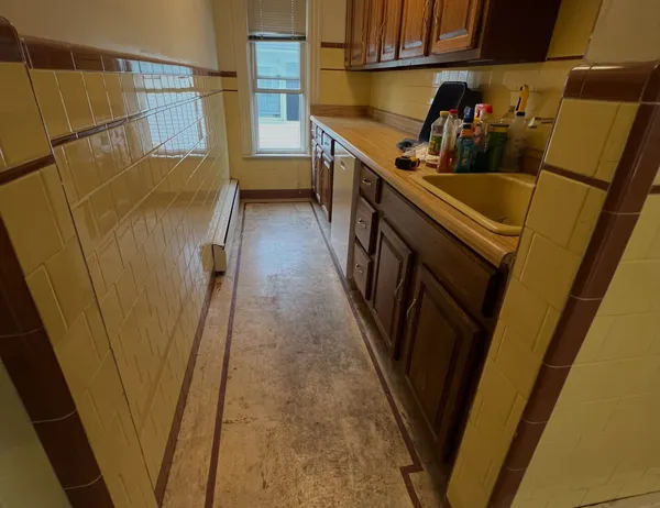 Galley Kitchen and Apartment Refresh in Gulfport, photo 15 of 17